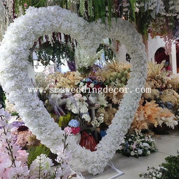 heart shaped hydrangea arch